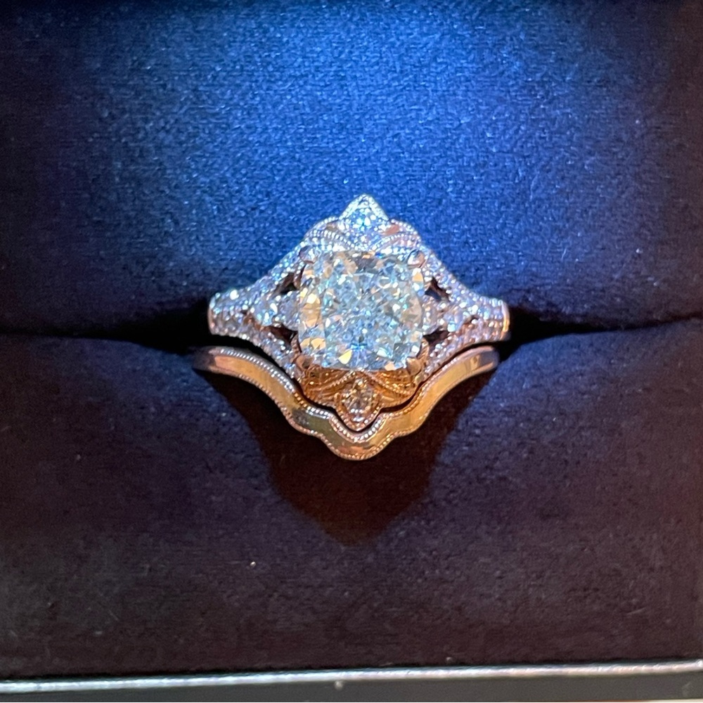 2.01 ct Cushion Cut IGI Certified Diamond Engagement Ring in 18k Rose Gold